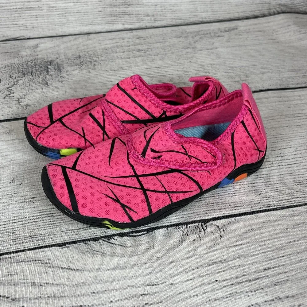 NWOT Water Shoes Lightweight Comfort Sole Easy Walking Athletic Slip On …